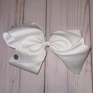 Jojo white hair bow